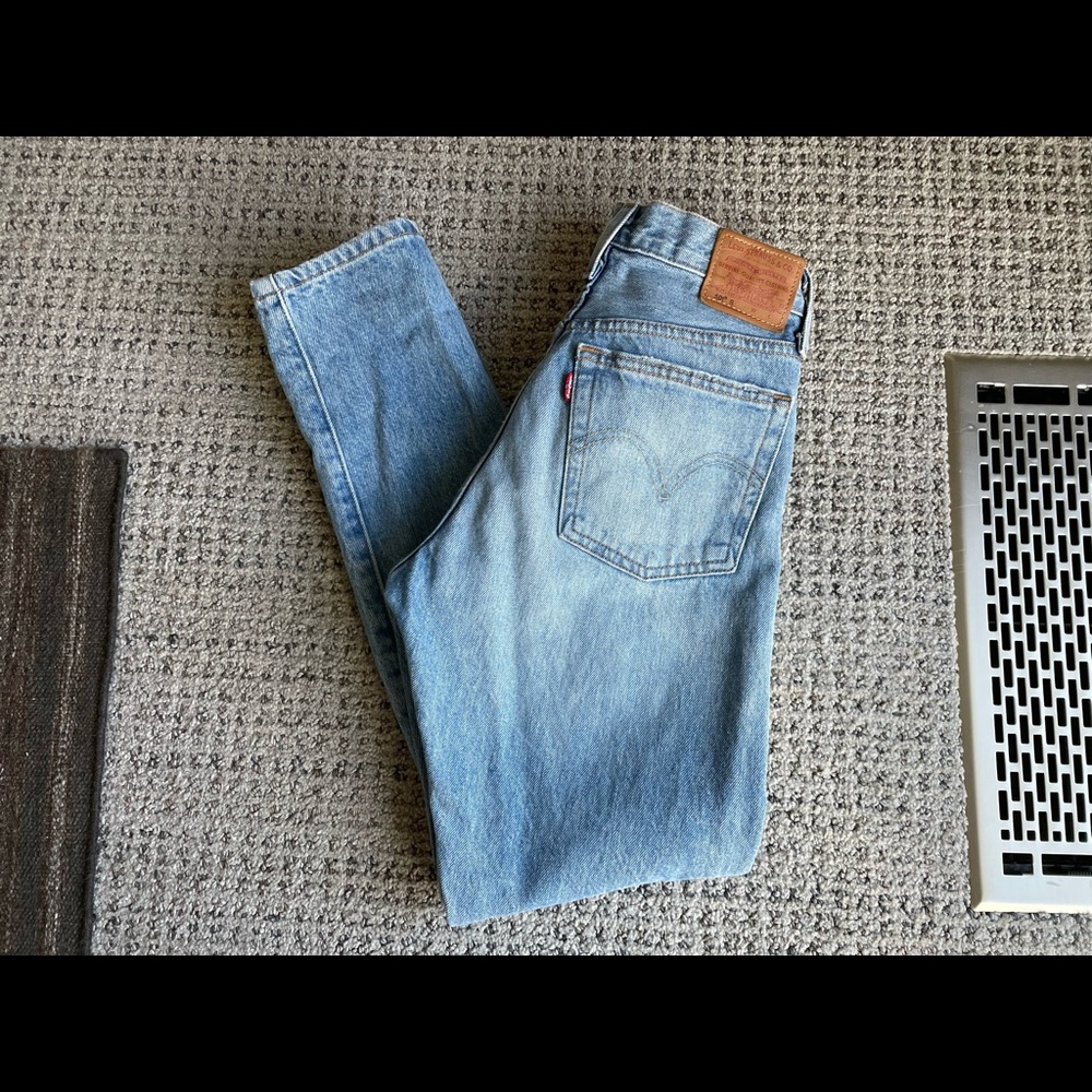 Levi's Premium 501 Jeans - Picture 4 of 7